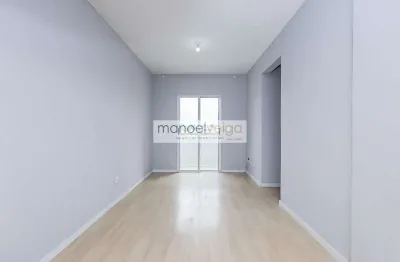 Apartamento com 3 dormitórios para alugar, 59 m² por R$ 2.446,61/mês - Capão Raso - Curitiba/PR