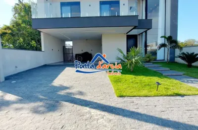 Casa à venda na Avenida Brasil, Atami, Pontal do Paraná
