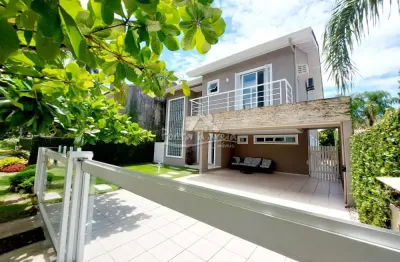 Casa com 2 quartos para alugar na Avenida Brasil, 460, Atami, Pontal do Paraná
