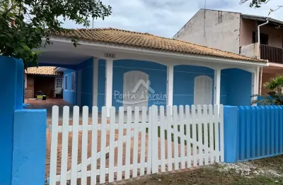 Casa com 3 quartos para alugar na Rua do Cedro, 272, Pontal do Sul, Pontal do Paraná