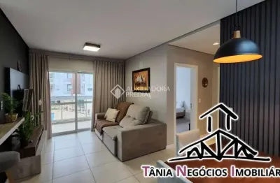Apartamento 2 dormitórios, sendo 1 suíte no campeche