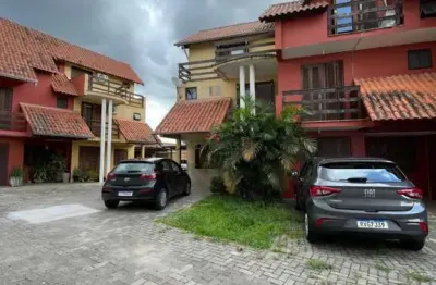 Sobrado em condomínio com 03 dormitórios à venda no bairro niterói.