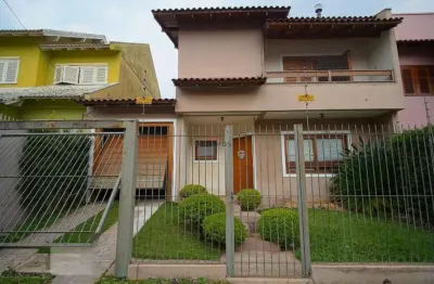 Casa para alugar com 180m², 3 quartos, 1 suite e 2 vagas