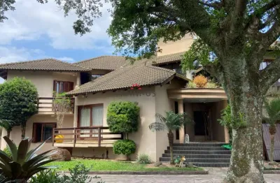 Casa-sobrado comercial com 6 quartos e 4 banheiros para alugar, bairro igara canoas