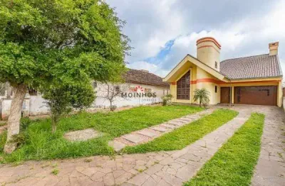 Casa com 4 dormitorios amplo patio. bairro niterói, canoas