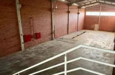 Aluga pavilhão com 375m² no bairro nossa senhora das graças em canoas