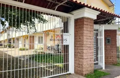 Casa-sobrado com 02 dormitorios - bairro nossa senhora das graças