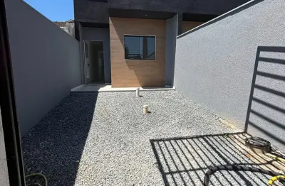 Casa pronta para morar com 2 dormitórios na zona leste de joinville