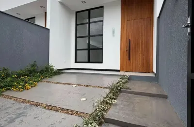 Casa a venda no iririú com 3 quartos aceita até 50% permuta  !!!