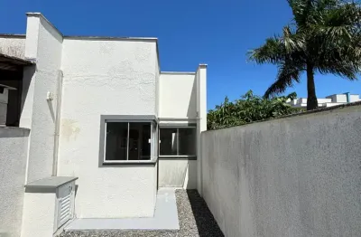 Casa no aventureiro em oferta com 2 quartos terreno de fundos