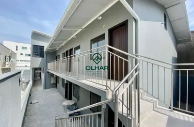 Kitnet / stúdio para alugar na rua celso bayma, 600, jardim atlântico, florianópolis por r$ 2.100