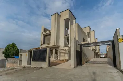 Sobrado de condomínio com 3 quartos, capão raso, curitiba - r$ 948 mil, cod: so0054