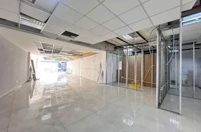 Ponto comercial para alugar na Avenida Senador Salgado Filho, Uberaba, Curitiba por R$ 4.250