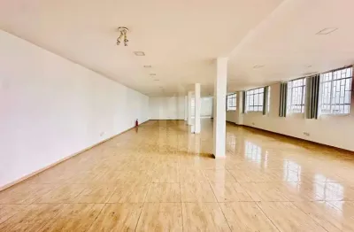 Sala comercial para alugar na Rua Joaquim Nabuco, Cidade Jardim, São José dos Pinhais por R$ 10.000