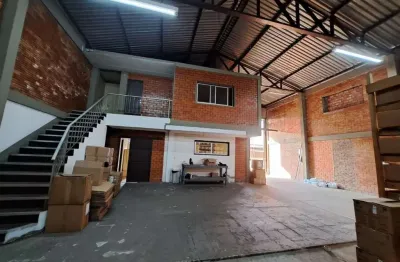Barracão / Galpão / Depósito à venda na Rua Monteiro Lobato, 414, Rio Branco, São Leopoldo por R$ 999.000