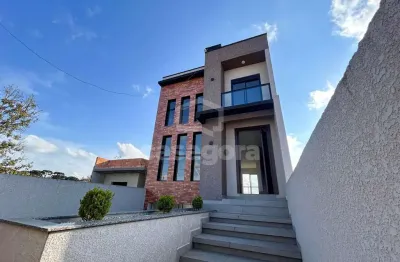 Triplex Alto Padrão com Piscina e Área Gourmet - Fazenda Rio Grande.