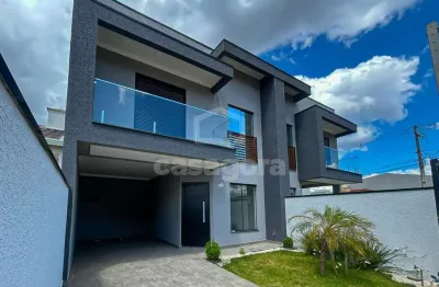 Sobrado 3 Quartos com Suíte e Terreno nos Fundos - Eucaliptos, FRG