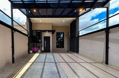 Casa Alto Padrão com Piscina e Área Gourmet no Centro de Fazenda Rio Grande