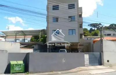 Apartamento Desocupado no 4º Andar - Excelente Localização.