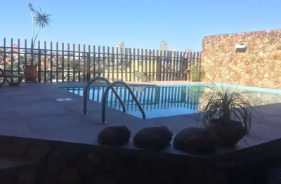 Casa com 4 quartos à venda na avenida pedro adams filho, 6363, centro, novo hamburgo por r$ 1.200.000