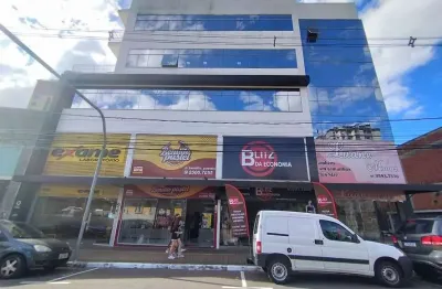 Sala comercial à venda na rua cinco de abril, 634, centro, novo hamburgo por r$ 400.000