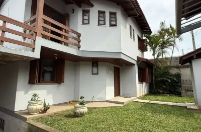 Casa com 4 quartos à venda na rua guanabara, 502, ouro branco, novo hamburgo por r$ 780.000