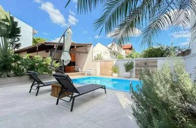 Casa com 3 quartos à venda na rua carumbé, 239, ouro branco, novo hamburgo por r$ 1.290.000