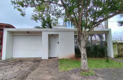 Casa com 3 quartos para alugar no Liberdade, Novo Hamburgo 