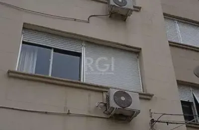 Apartamento com 2 dormitórios ,wc auxiliar, semi - mobiliado, cidade baixa.