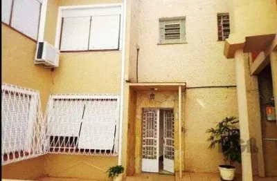 Imóvel residencial partenon, 3 quartos, 2 banheiros, vaga de garagem