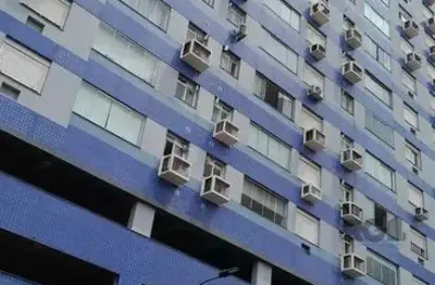 Box duplo, em prédio com portaria 24 horas,rua avaí,próximo parque farroupilha
