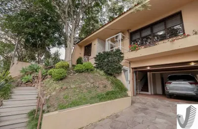 Bela residência,mobiliada e ampla com 222 M2 à venda com EXCLUSIVIDADE !