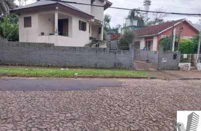 Casa ampla 5 D E 4 Banheiros, 2 vagas - Sta Tereza - Porto Alegre