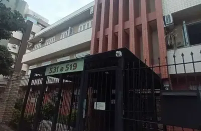 Apartamento com 2 quartos para alugar na Auxiliadora, Porto Alegre 