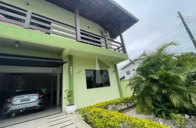 Casa com 4 dormitórios à venda, 275 m² por r$ 1.300.000,00 - centro - navegantes/sc