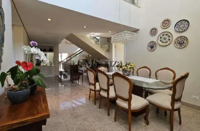 Casa Alto Padrão à Venda no Alphaville Imbuías – 4 Suítes, Piscina, 332m², Terreno 650m²