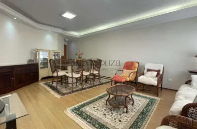 Apartamento à venda | 4 quartos (2 suítes) | 180m² | 3 vagas | ed. le jardin | centro – londrina/pr