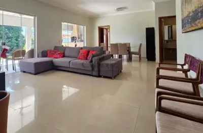 Casa para alugar em Londrina, Colina Verde, com 4 quartos, com 290 m²