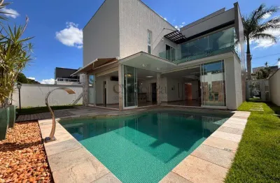 Casa para alugar no Condomínio Alphaville 2 – 3 suítes, 260,78m², 3 vagas – Vivendas do Arvoredo, Londrina