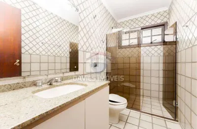 Casa com 4 quartos à venda na Rua Santa Helena, 184, Centro, Pinhais, 245 m2 por R$ 1.010.000