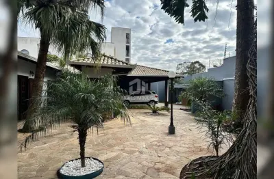 Casa com 6 quartos à venda na Rua Ceará, 915, Parolin, Curitiba, 227 m2 por R$ 2.800.000