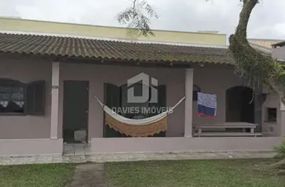 Casa com 2 quartos à venda na Rua São Francisco, 190, Coroados, Guaratuba, 384 m2 por R$ 380.000