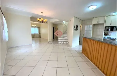 Casa com 4 quartos à venda em jurerê, florianópolis , 230 m2 por r$ 3.450.000