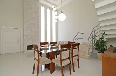 Casa moderna pé dir. alto, 3 dormitórios suítes(1 térrea) sala