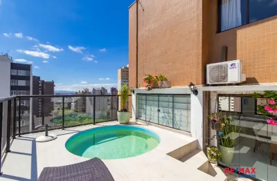 Cobertura duplex, 4 suites, 3 vagas livres de garagem e amplos ambientes sociais para receber com estilo