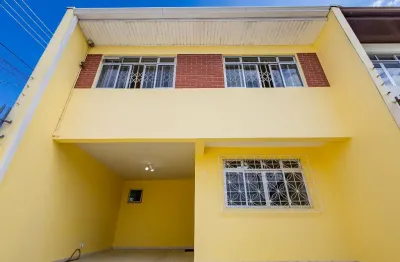 Sobrado de frente para rua,  duplex a venda no boa vista - curitiba pr