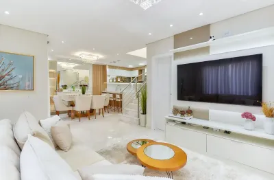 Sobrado em condomínio, 3 quartos com suíte, finamente decorado - jardim das américas