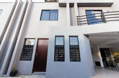 Sobrado prox. rua do outono, 3 dormt.,sendo 1 suíte  e ecoville