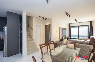 Sobrado triplex novo à venda, 136m² com terraço incrível no cascatinha – curitiba/pr