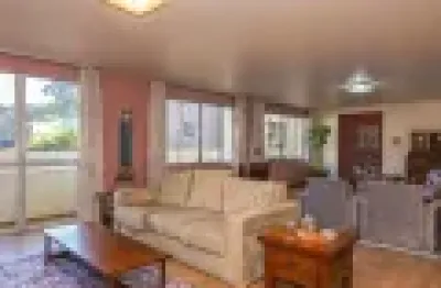 Apartamento amplo 170 m2 útil, 3 dormt sendo1 suíte  closet.quer fazer retrofit? esse!